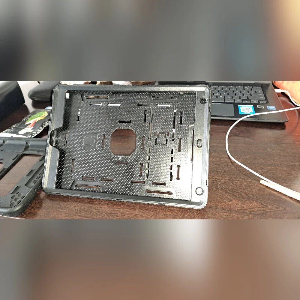 Ipad case holder (9th generation)
